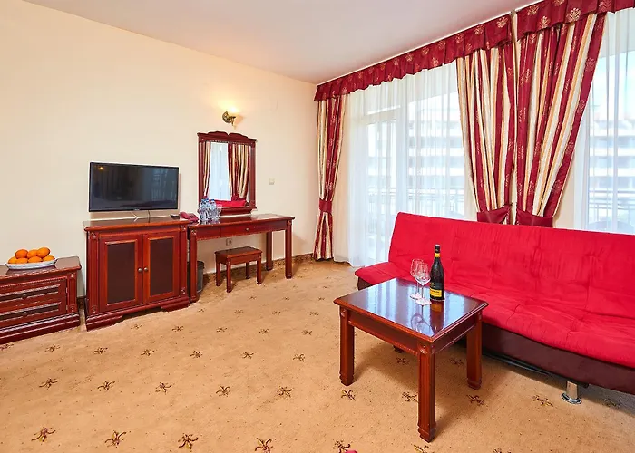 Karolina Hotel Сонячний Берег